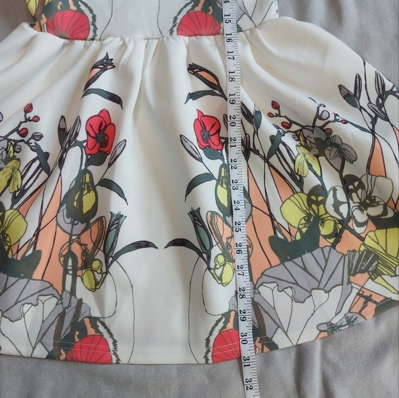 Here Comes The Sun Party Dress floral, Size 8 (AU) - Picture 7 of 11